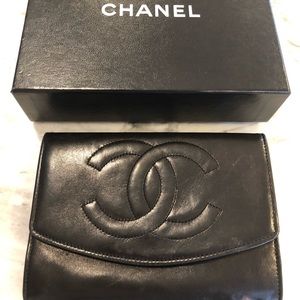 Chanel vintage medium wallet coin purse